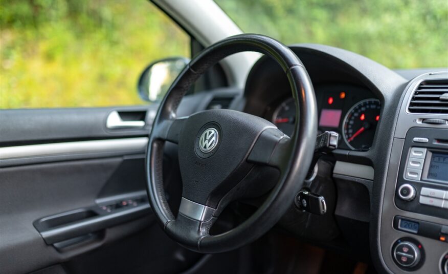 Volkswagen Golf 1.9 TDi 6V 4M Confortline (105hp) (5p)